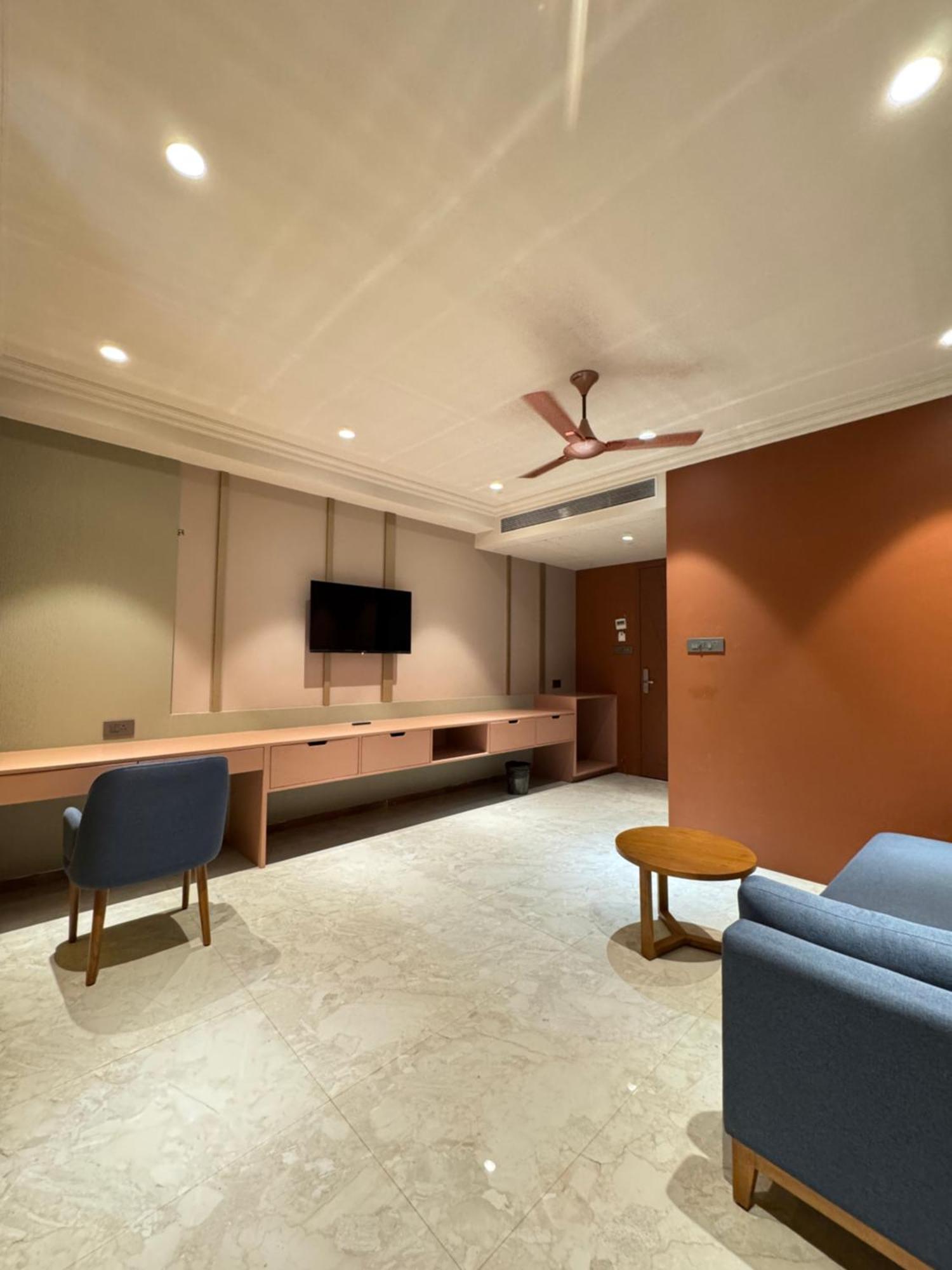 Hotel Shagun Farm Rāipur Екстериор снимка